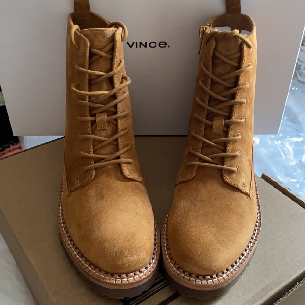 Vince Cabria Lug Combat suede Boots size 6M fit 6.5M as well NIB